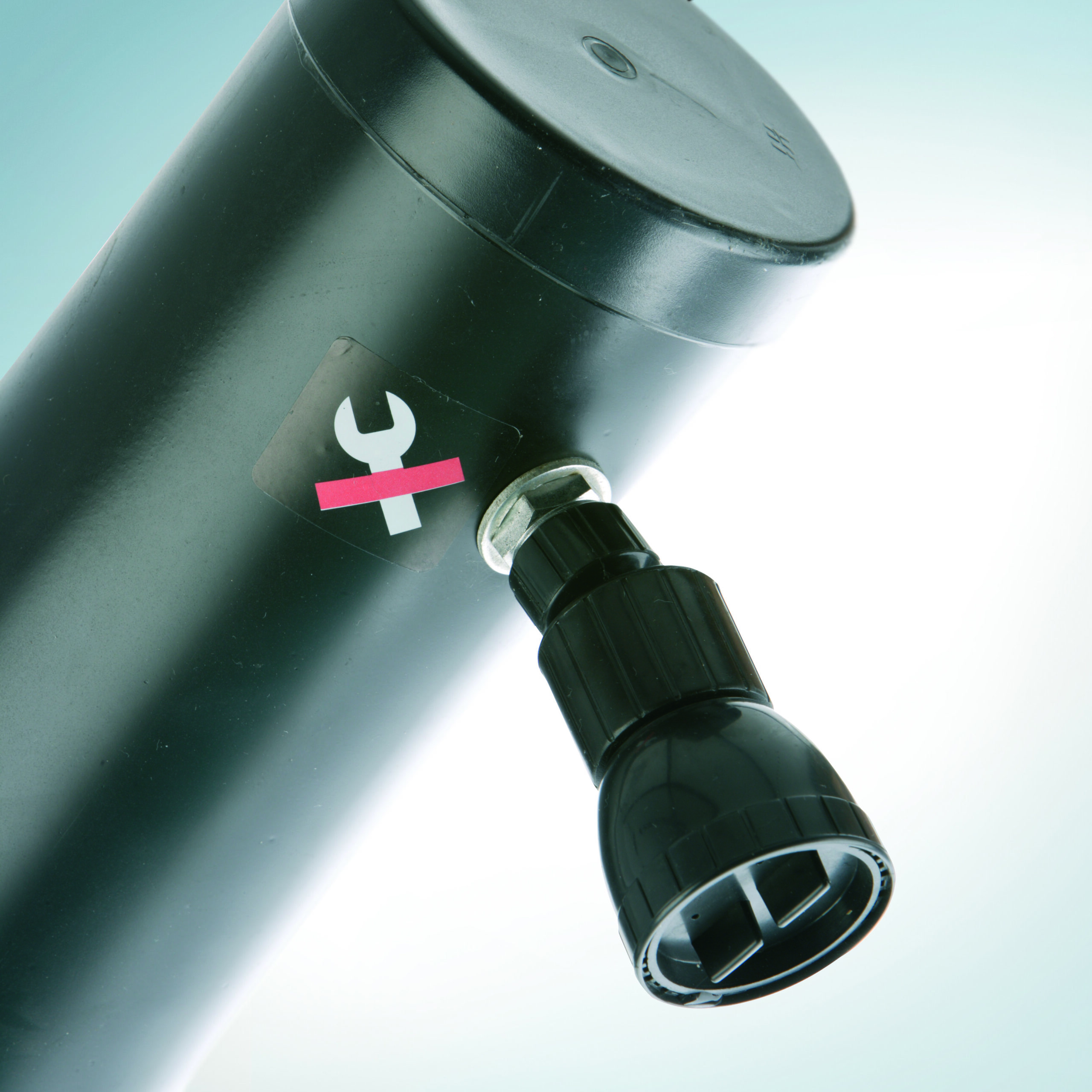 Ducha solar DUCHA SOLAR PVC NEGRO CURVADA – 25 L - Imagen 2